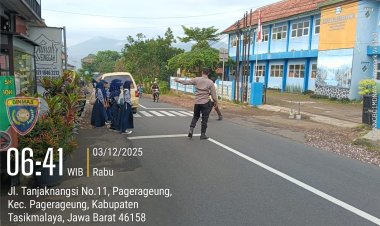 *POLSEK PAGERAGEUNG POLRES TASIKMALAYA KOTA POLDA JABAR, ANGGOTA POLSEK PAGERAGEUNG MELAKSANAKAN KEGIATAN STRONG POINT PAGI ANTISIPASI LAKA LANTAS*